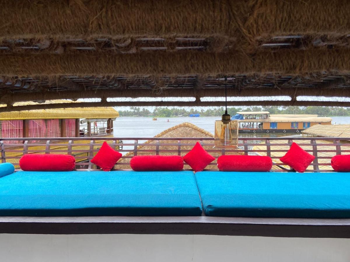 Why Not Houseboat Hotel Alappuzha Exterior foto