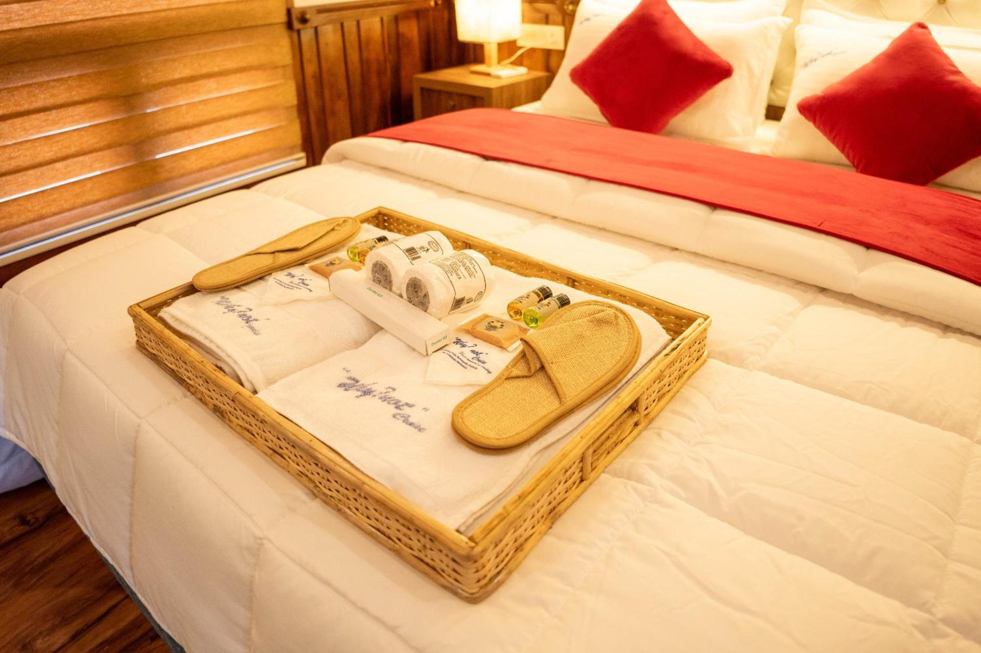 Why Not Houseboat Hotel Alappuzha Exterior foto