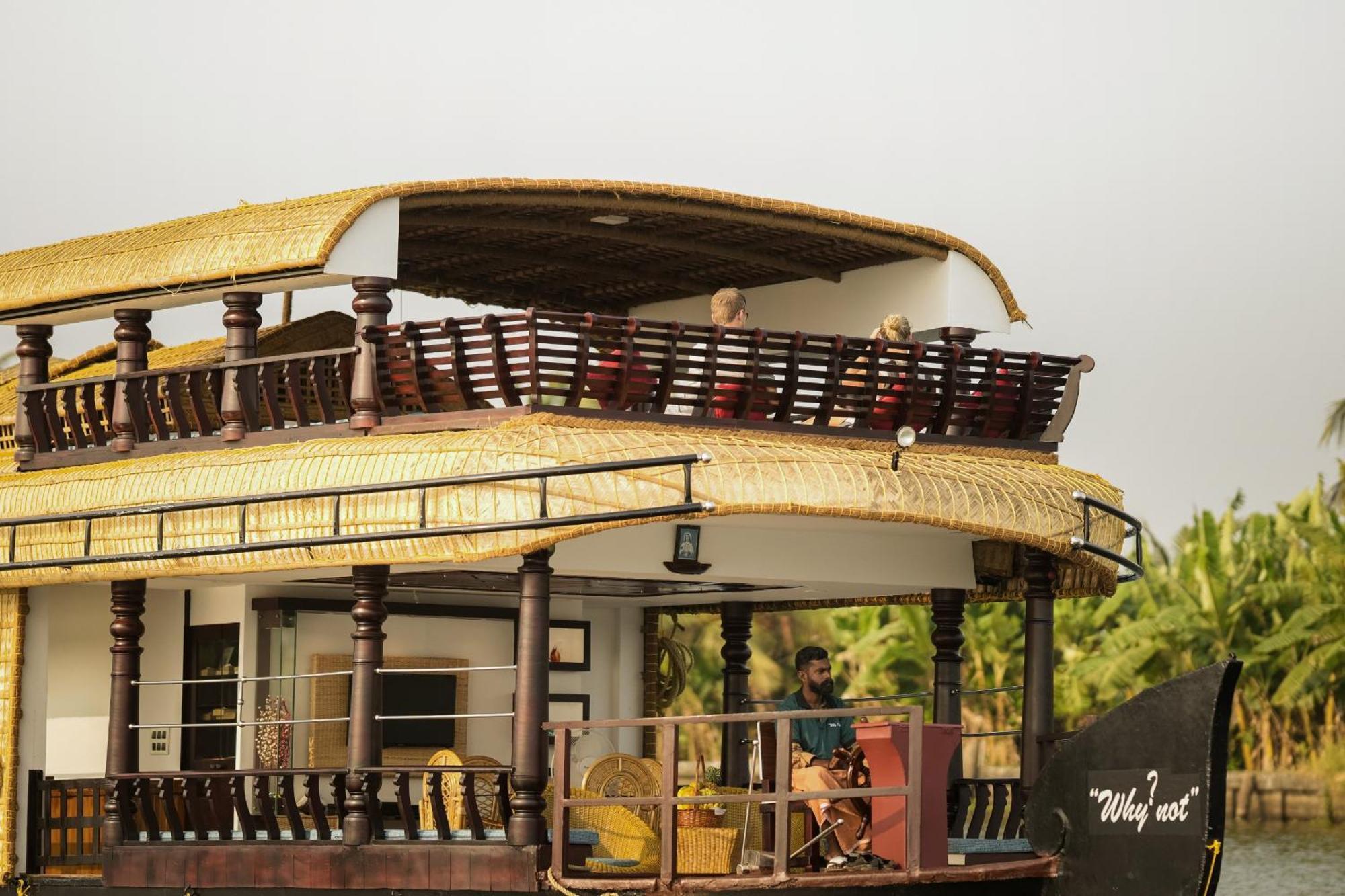 Why Not Houseboat Hotel Alappuzha Exterior foto
